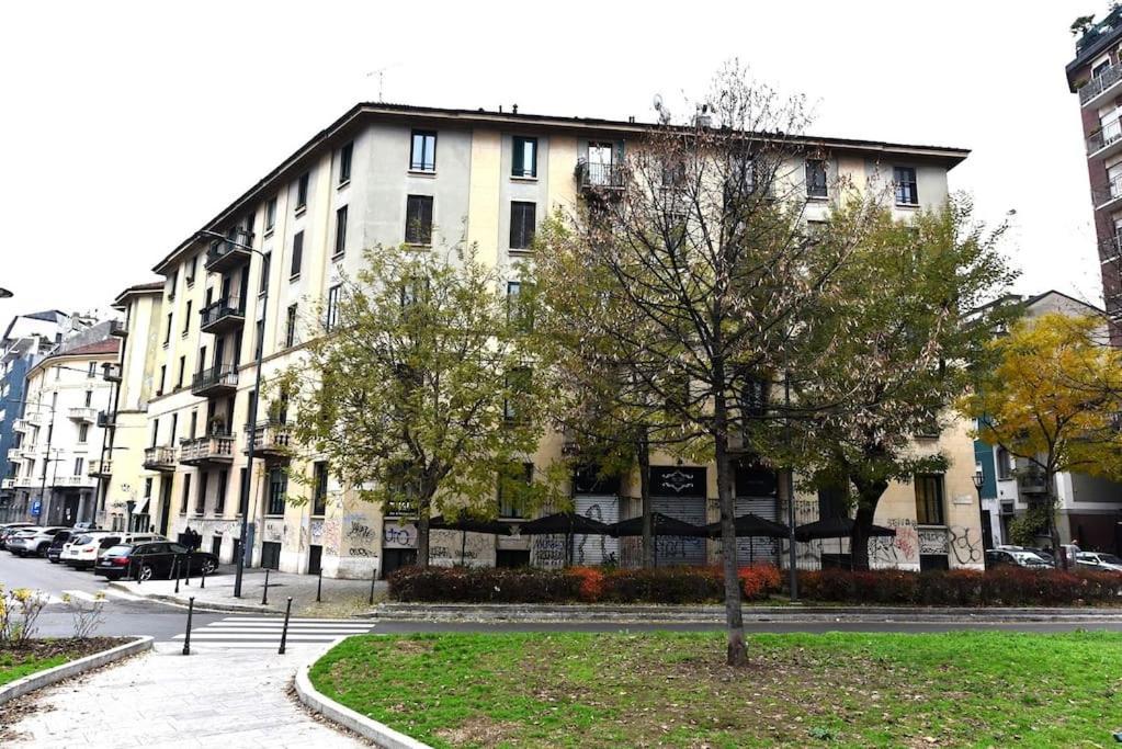 Caseospitali - Angolo Bernini Trilocale Luminoso Apartamento Milán Exterior foto